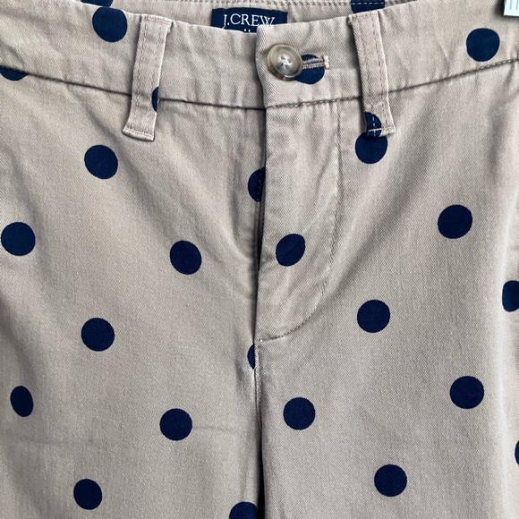 J. CREW Tan and Navy Polka Dot Mid Rise Chinos Size 00 (Measure like a 2-4) - Picture 3 of 11